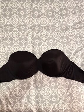 Maidenform Black Strapless Smooth Bra